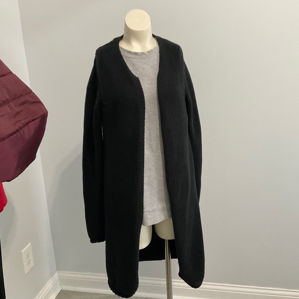 Black Gap sweater,M.